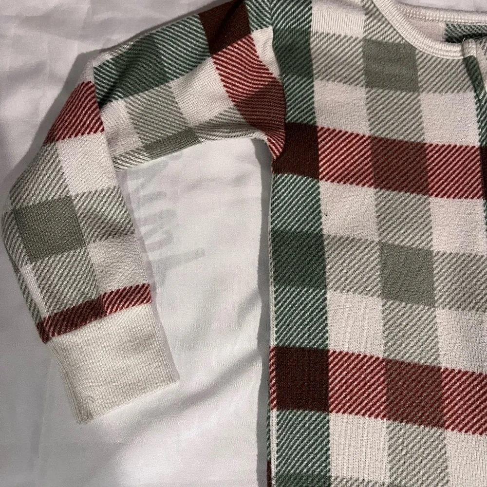 Modern Moments Super Soft Plaid Toddler One Piece Zip Up Pajama in Size 2T